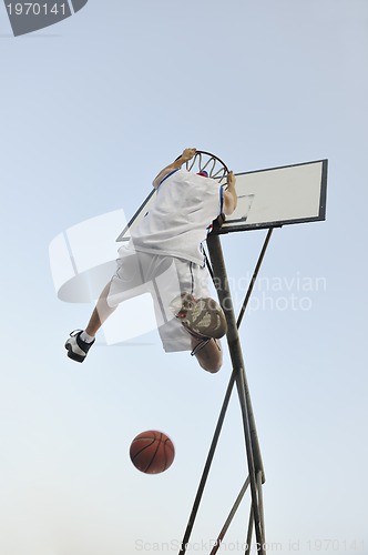 Image of basketball player