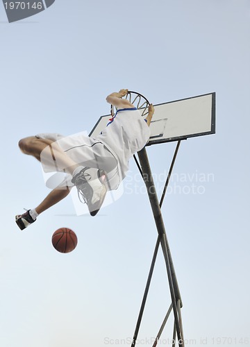 Image of basketball player