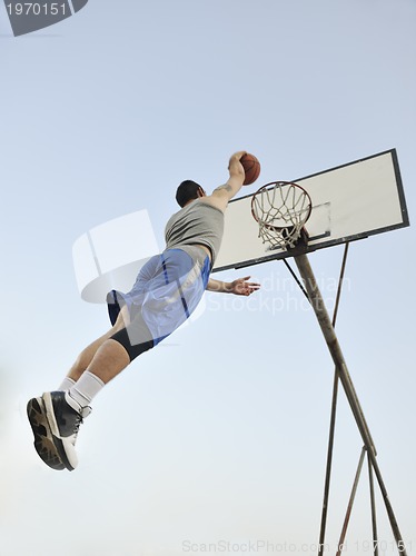 Image of basketball player