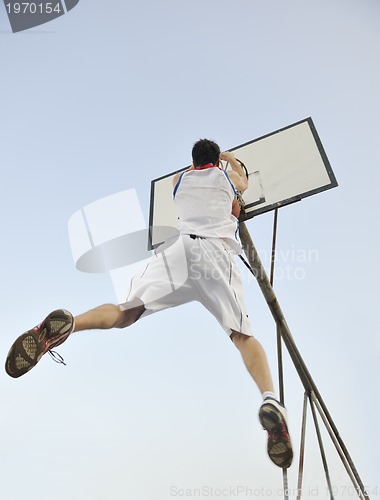 Image of basketball player