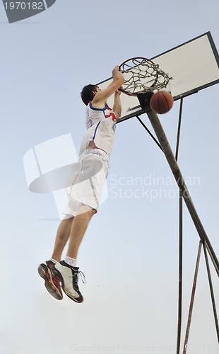 Image of basketball player