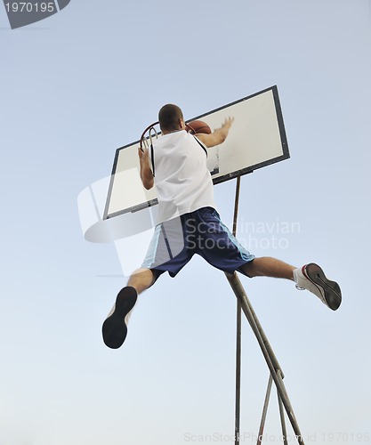 Image of basketball player