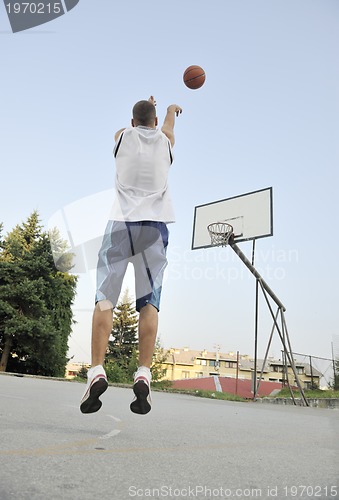 Image of basketball player