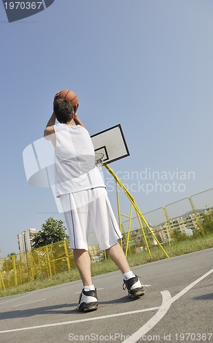 Image of basketball player