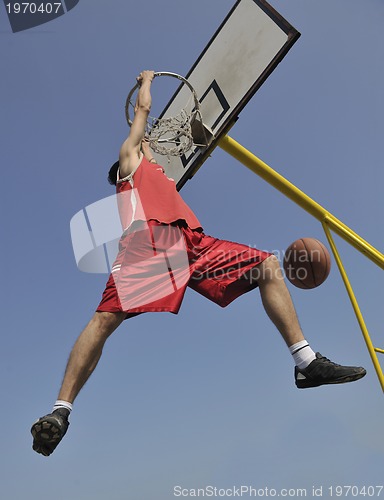 Image of basketball player