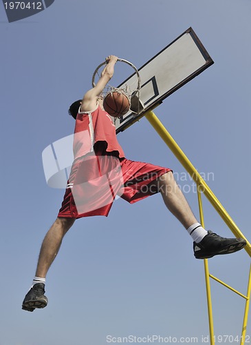 Image of basketball player