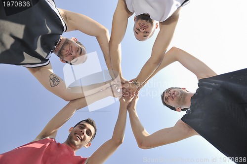 Image of basketball players team