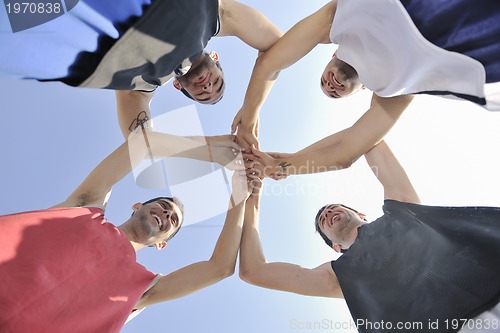 Image of basketball players team