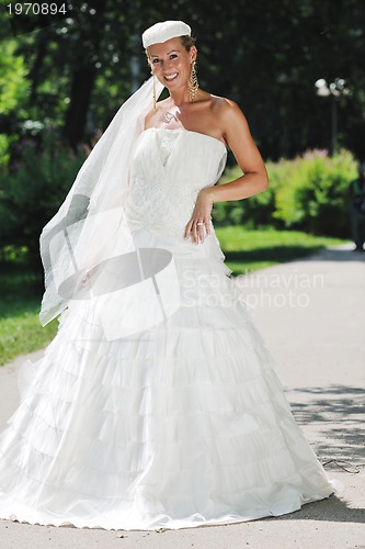 Image of beautiful bride outdoor
