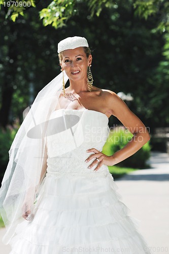 Image of beautiful bride outdoor