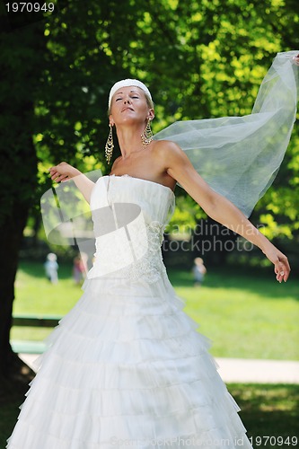 Image of beautiful bride outdoor
