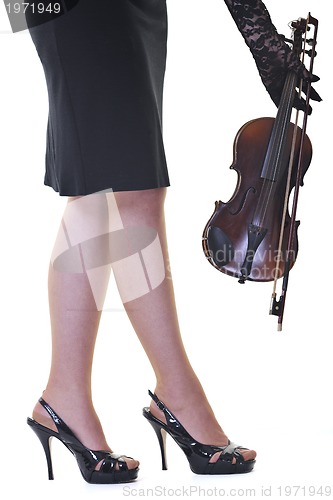 Image of beautiful young lady play violin