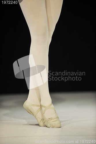 Image of ballet girl