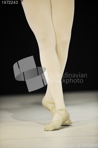 Image of ballet girl