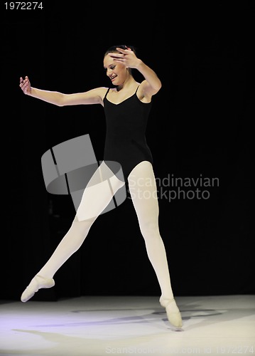 Image of ballet girl