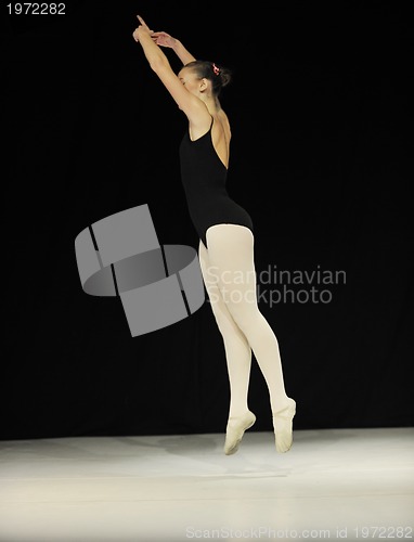 Image of ballet girl