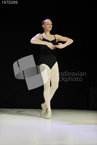 Image of ballet girl