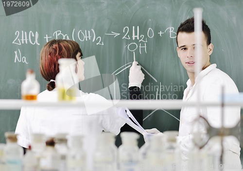 Image of students couple in lab