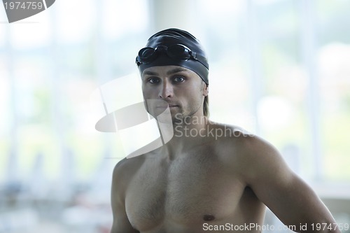 Image of young swimmer ready for start