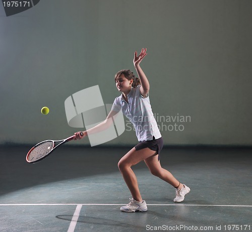 Image of tennis girl