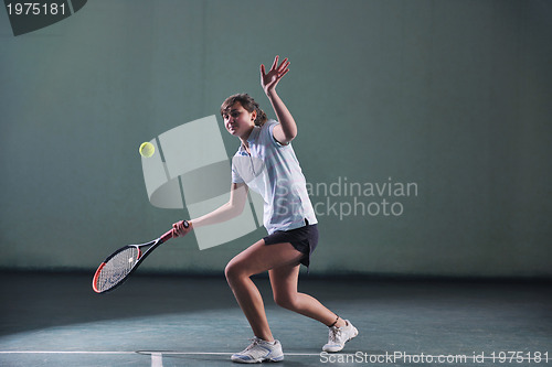 Image of tennis girl