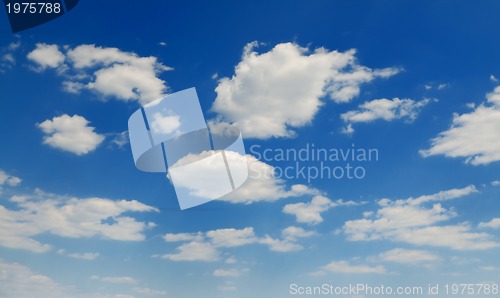 Image of cloudy blue sky