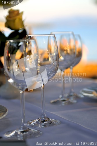 Image of glasses restaurant outdoor 