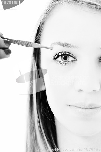 Image of eye brow beauty treatment