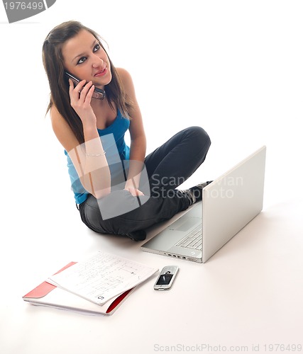 Image of young girl work on laptop