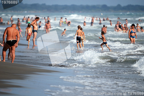 Image of crowd on beach