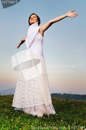 Image of bride outdoor ;)