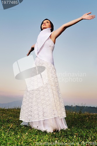 Image of bride outdoor ;)