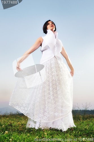 Image of bride outdoor ;)