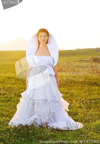 Image of bride outdoor ;)