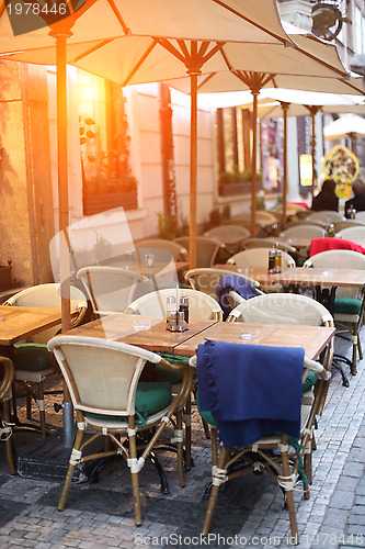 Image of cafe on the street