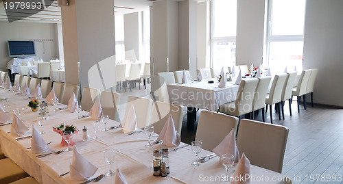 Image of table setting in the restaurant