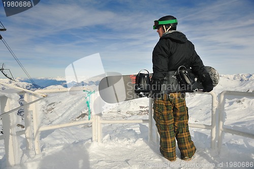 Image of man winter snow ski