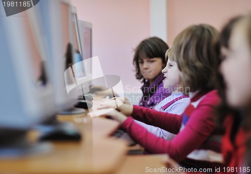 Image of it education with children in school