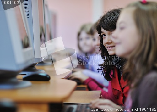 Image of it education with children in school