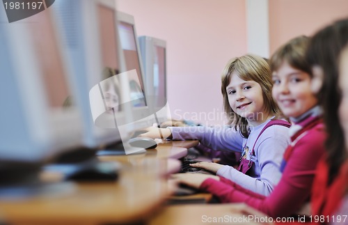 Image of it education with children in school