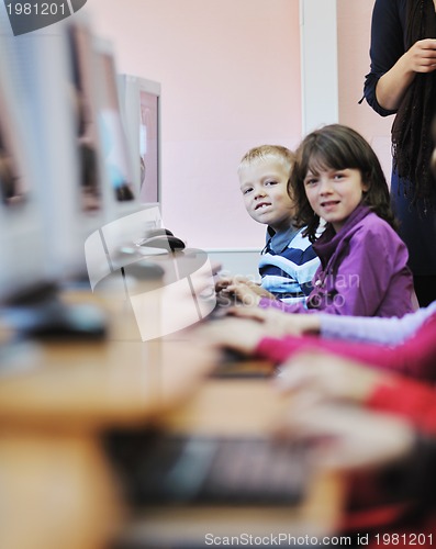 Image of it education with children in school