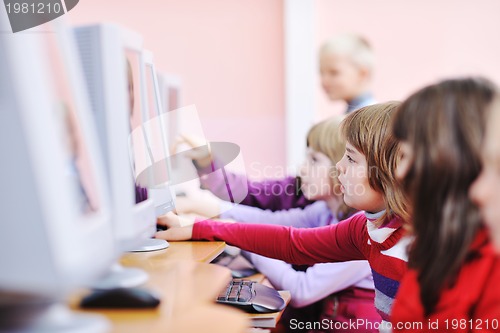 Image of it education with children in school