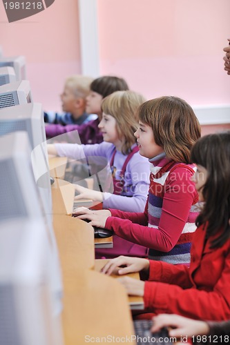 Image of it education with children in school