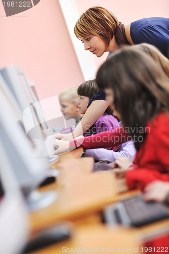 Image of it education with children in school