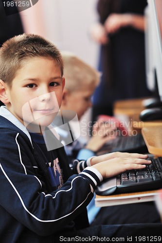 Image of it education with children in school