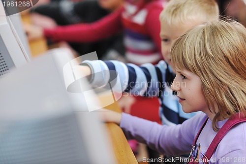 Image of it education with children in school