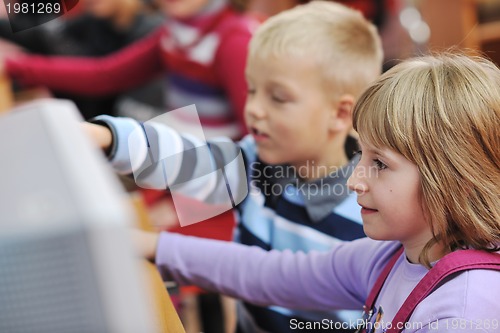 Image of it education with children in school