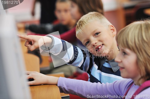 Image of it education with children in school