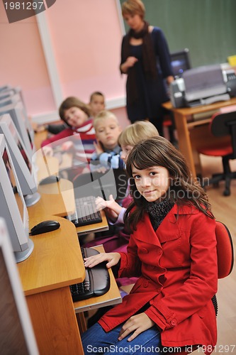 Image of it education with children in school