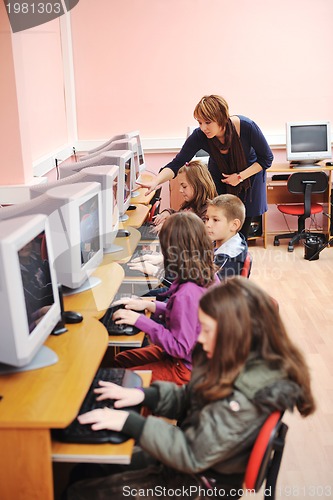 Image of it education with children in school